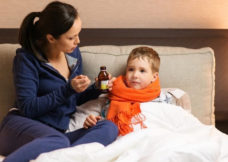 ¿Puedo faltar al trabajo si mi hijo está enfermo?